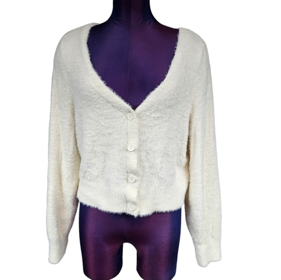 Aerie Ivory Fuzzy Cropped Button Front Cardigan Sweater‎ Size Large Juniors V46 - Picture 1 of 7